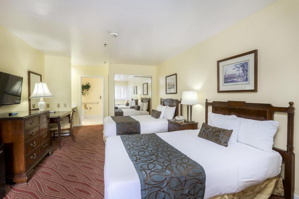 Campbell Inn Hotel Main image